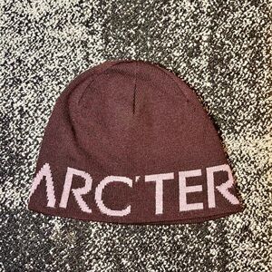 Atcteryx Beanie